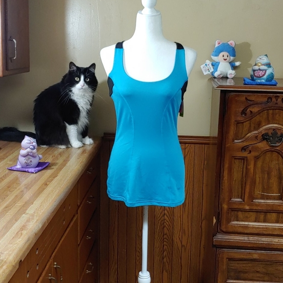 Zumba 🆕 Vintage Break Beat Built In Bra Tank Top M - Picture 3 of 14